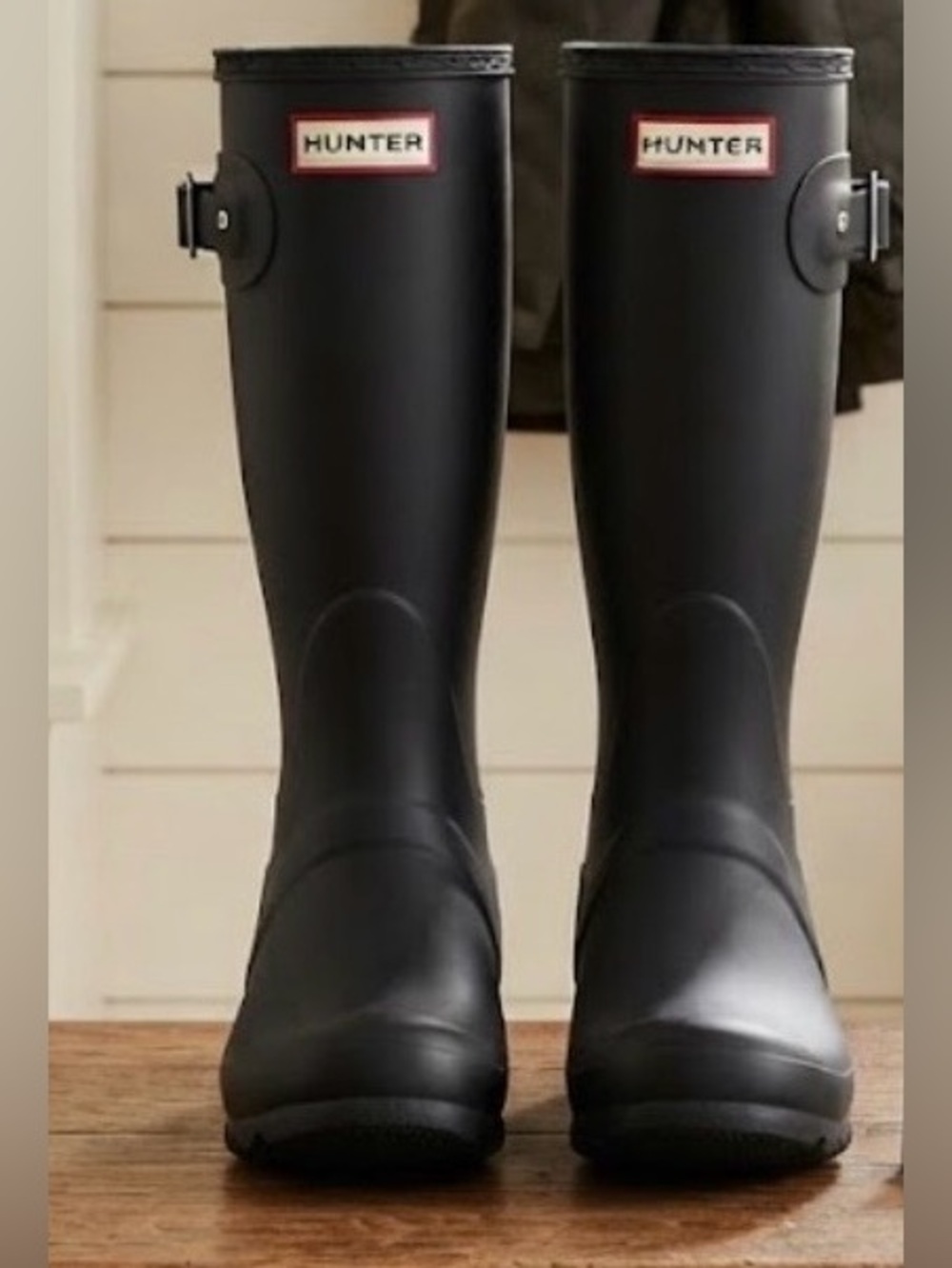 Hunter Women’s Short Black Rain Boots